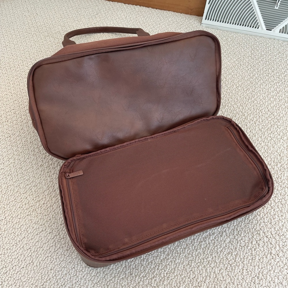 Beis Brand Brown Tote Bag with Leather Accents and Shoe Storage - Picture 5 of 7